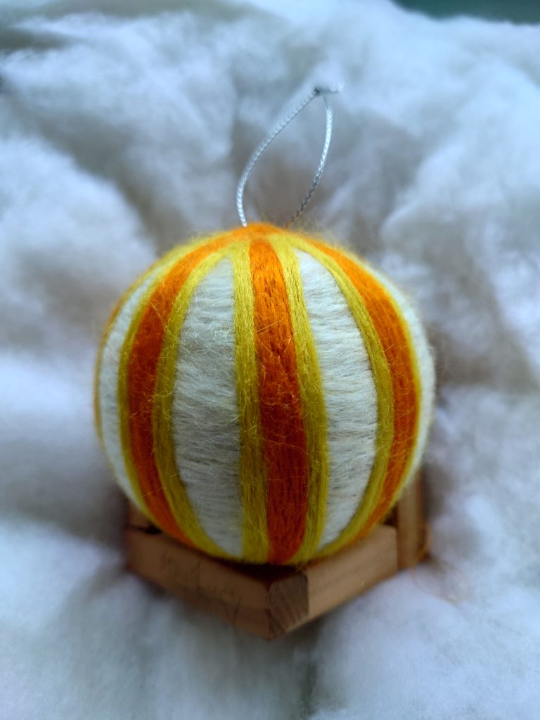 White & Gold by Wendy Middleton